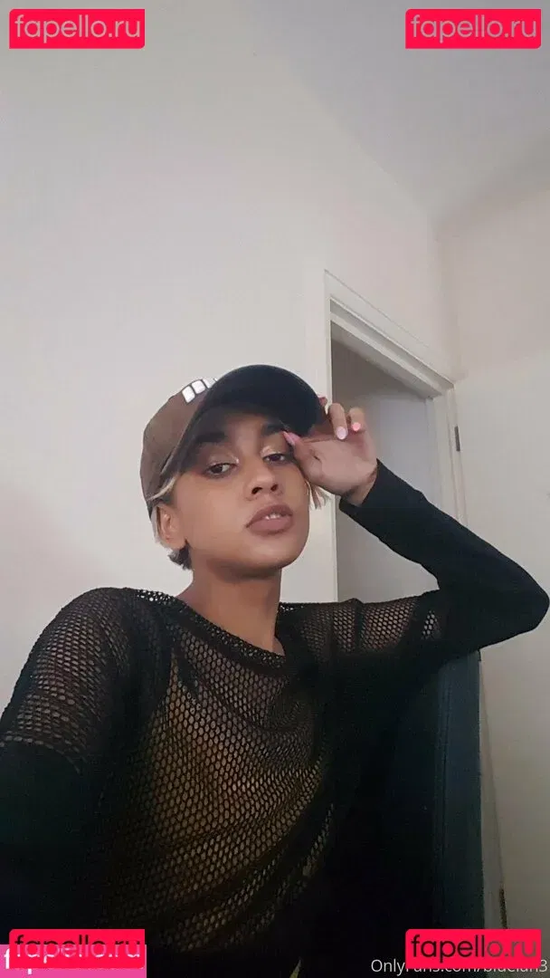 bluelah3 Onlyfans Photo Gallery 