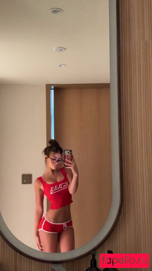 Cat Pisciotta / cat.pisciotta Nude Onlyfans Photo 7