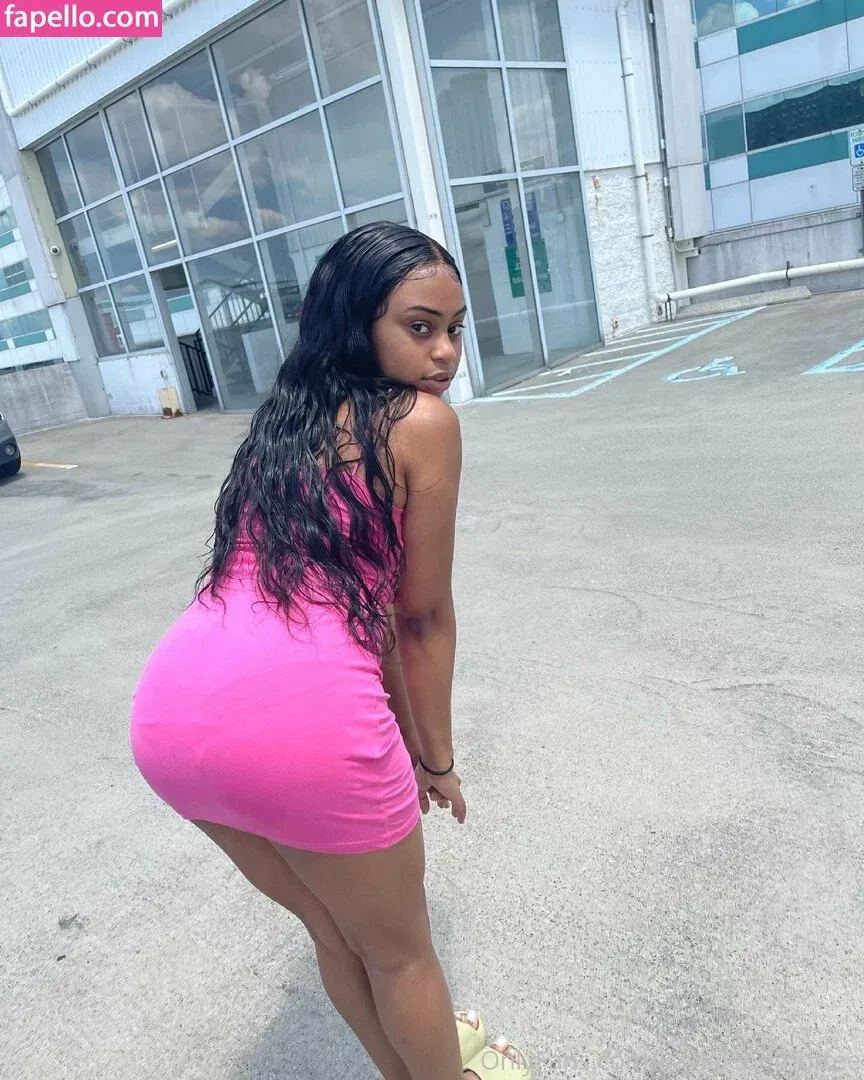 kaylalebombbb Onlyfans Photo Gallery 