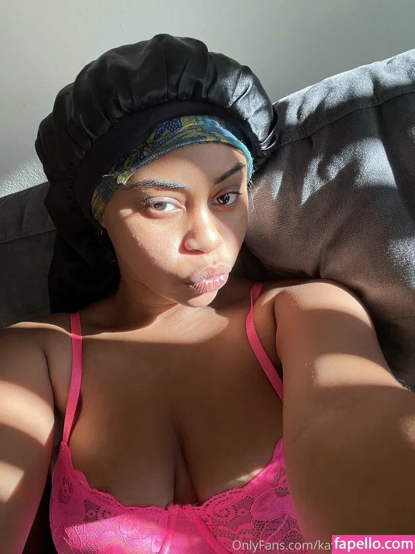 kaylalebombbb Onlyfans Photo Gallery 