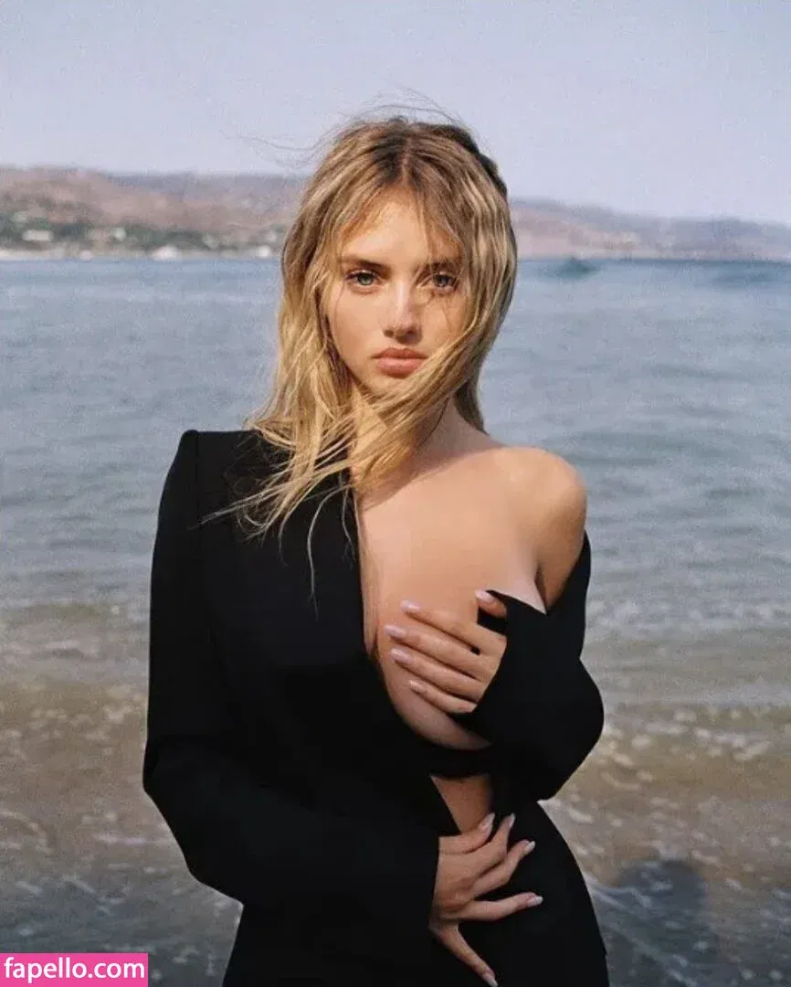 Leni Klum Onlyfans Photo Gallery 