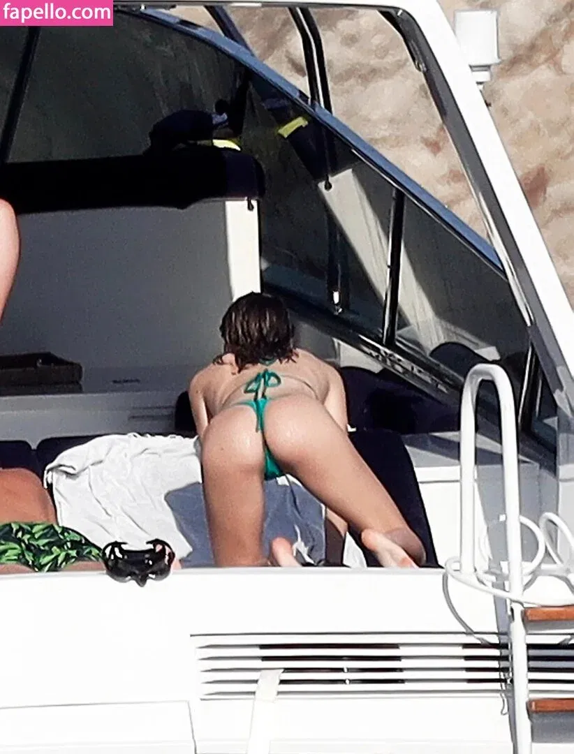 Leni Klum Onlyfans Photo Gallery 