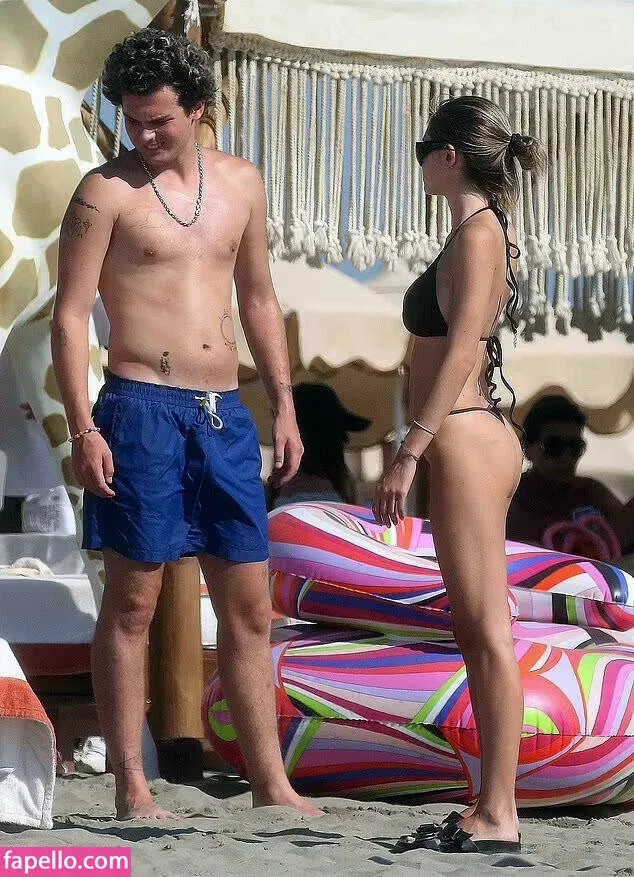 Leni Klum Onlyfans Photo Gallery 