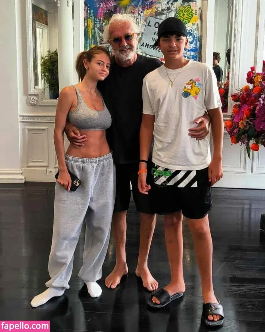 Leni Klum Onlyfans Photo Gallery 