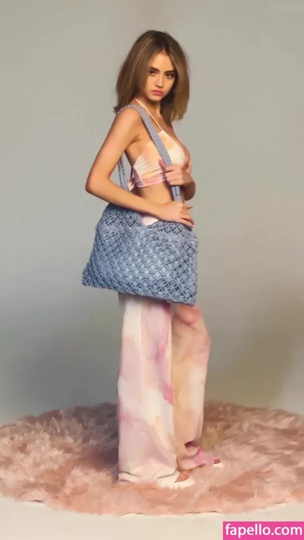 Leni Klum Onlyfans Photo Gallery 