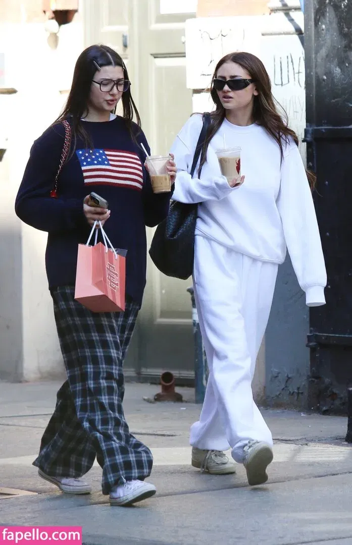 Leni Klum Onlyfans Photo Gallery 