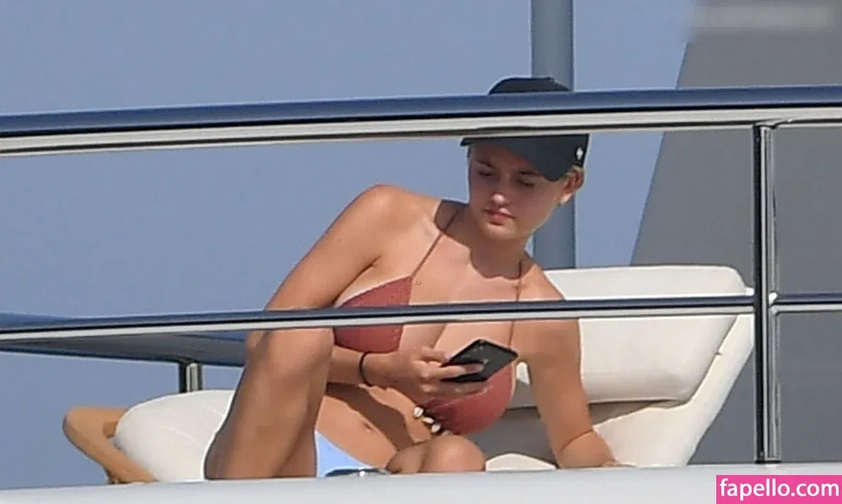 Leni Klum Onlyfans Photo Gallery 