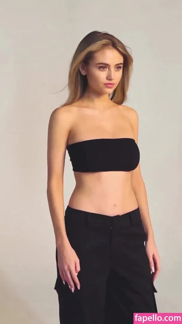 Leni Klum Onlyfans Photo Gallery 