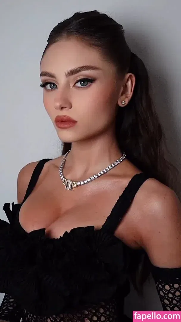 Leni Klum Onlyfans Photo Gallery 