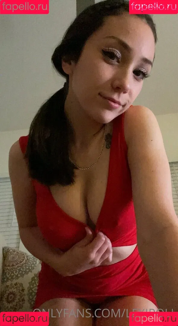 Lexi Poll ASMR Onlyfans Photo Gallery 