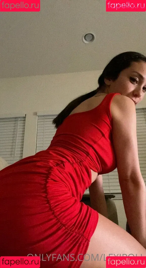 Lexi Poll ASMR Onlyfans Photo Gallery 