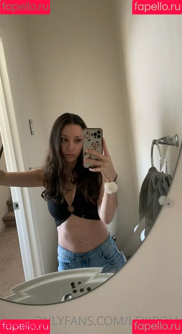 Lexi Poll ASMR Onlyfans Photo Gallery 