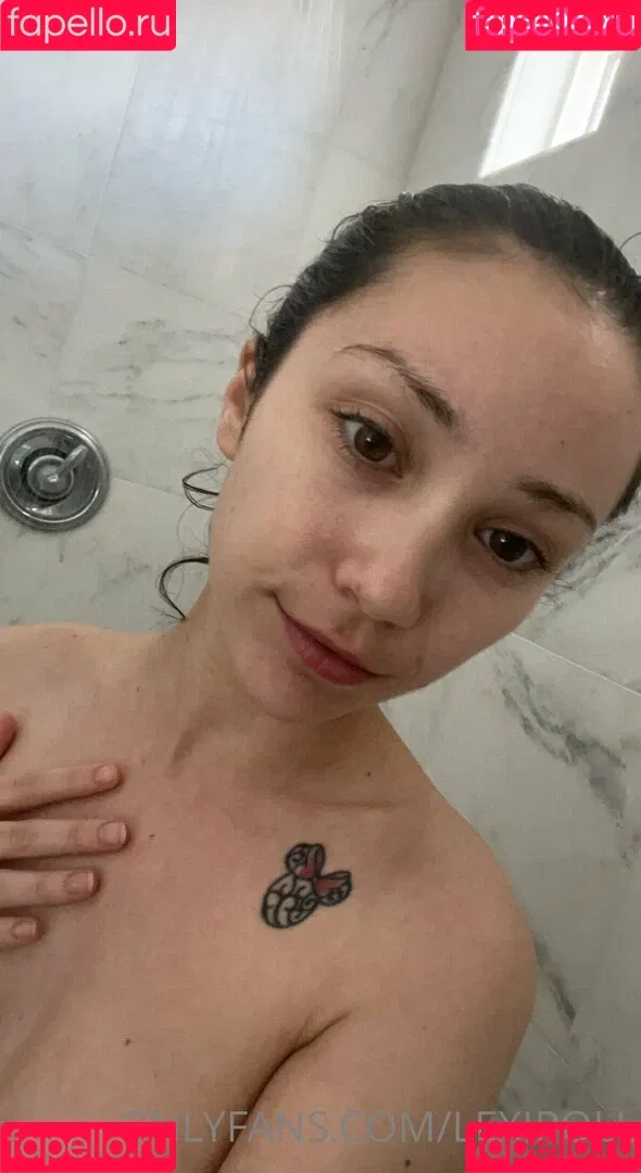 Lexi Poll ASMR Onlyfans Photo Gallery 