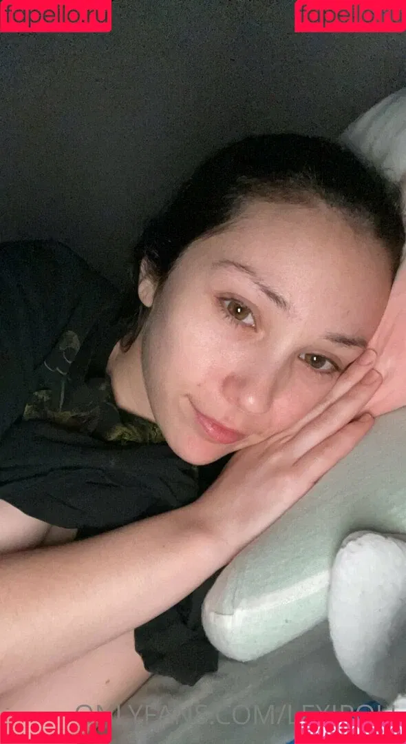 Lexi Poll ASMR Onlyfans Photo Gallery 