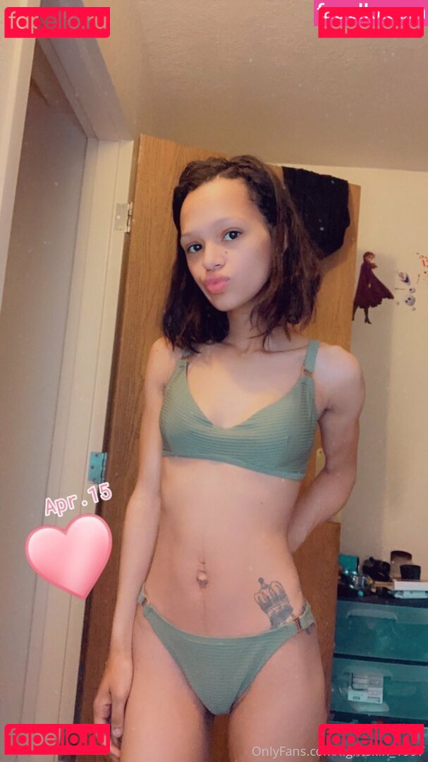 lightskin_1997 / lightskinkeisha Onlyfans Photo Gallery 