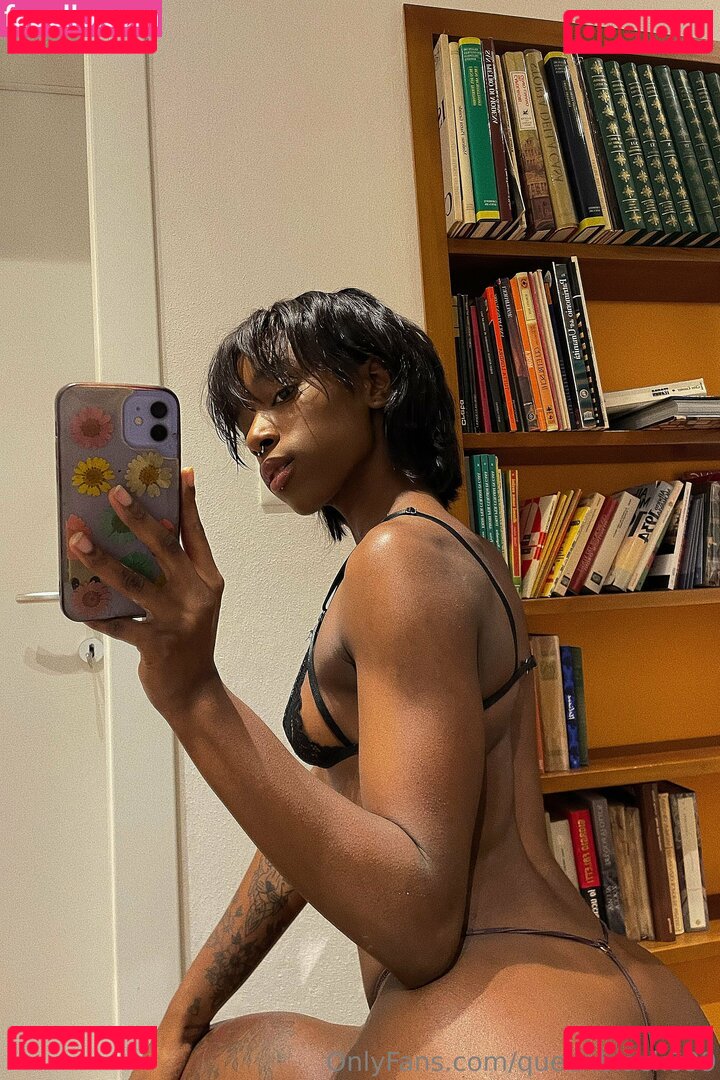 queenblack339 / queenblack699 Onlyfans Photo Gallery 