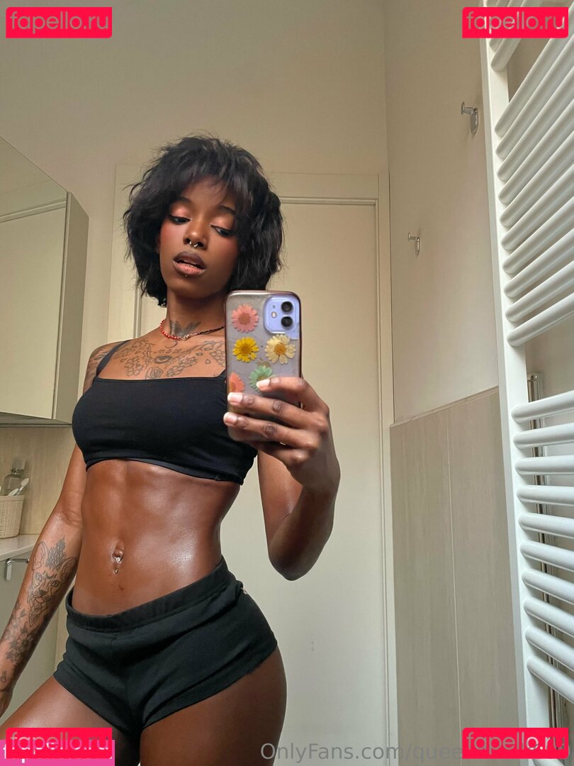 queenblack339 / queenblack699 Nude Onlyfans Photo 36