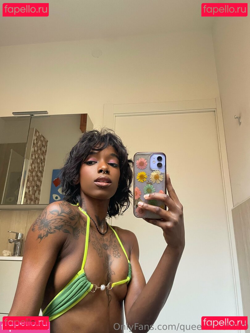 queenblack339 / queenblack699 Nude Onlyfans Photo 35