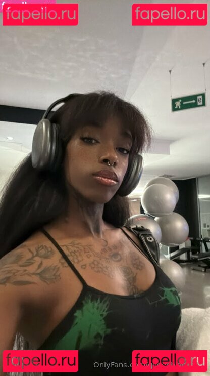 queenblack339 / queenblack699 Nude Onlyfans Photo 3