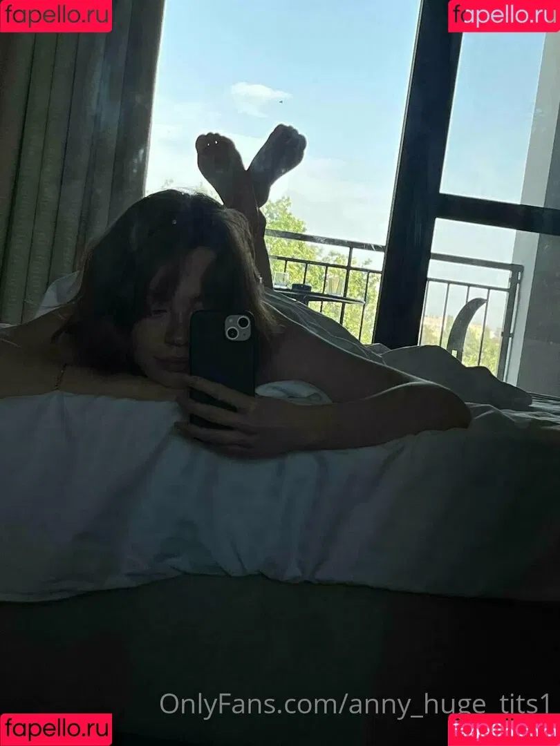 anny_huge_tits1 Onlyfans Photo Gallery 