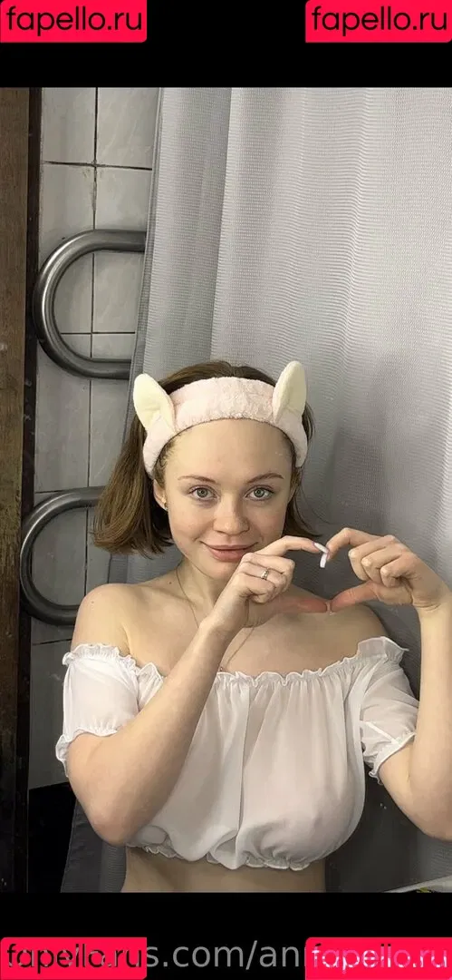 anny_huge_tits1 Onlyfans Photo Gallery 