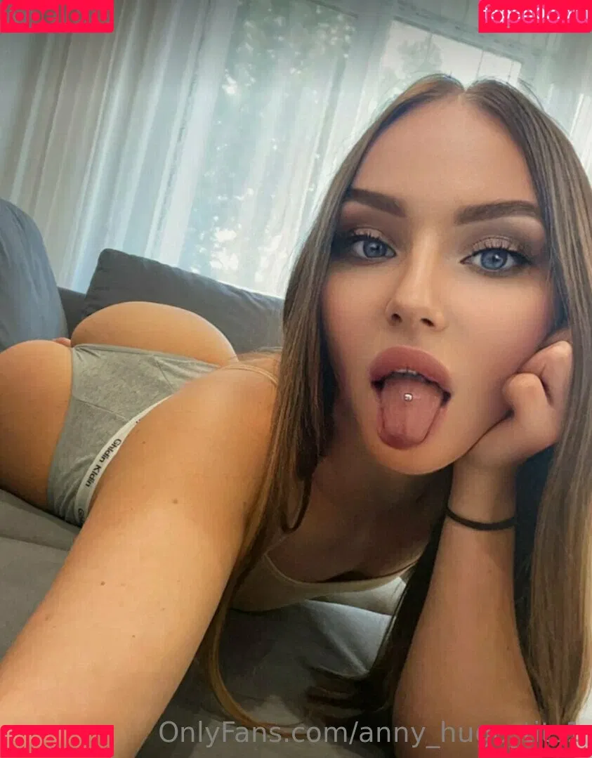 anny_huge_tits1 Onlyfans Photo Gallery 