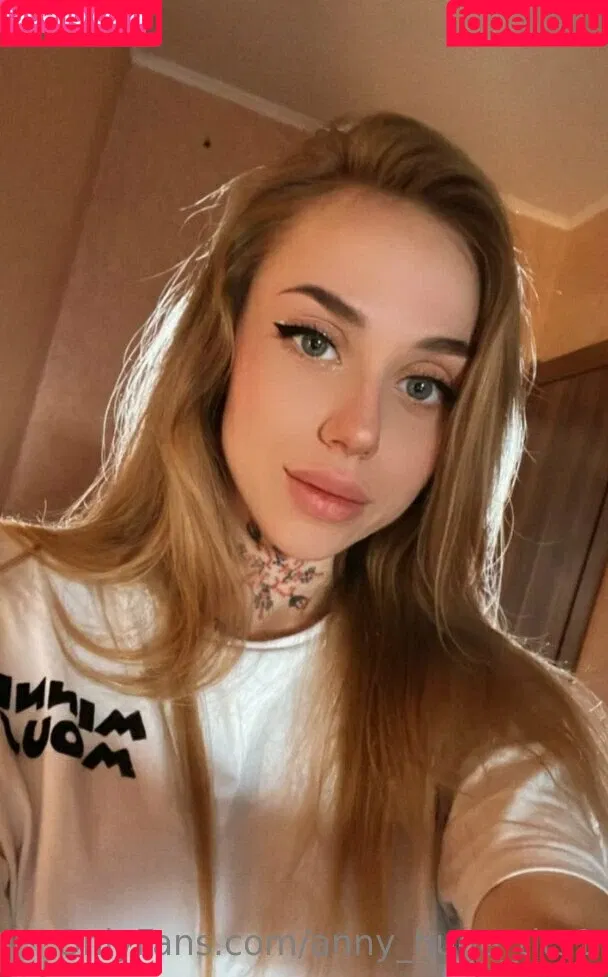 anny_huge_tits1 Onlyfans Photo Gallery 