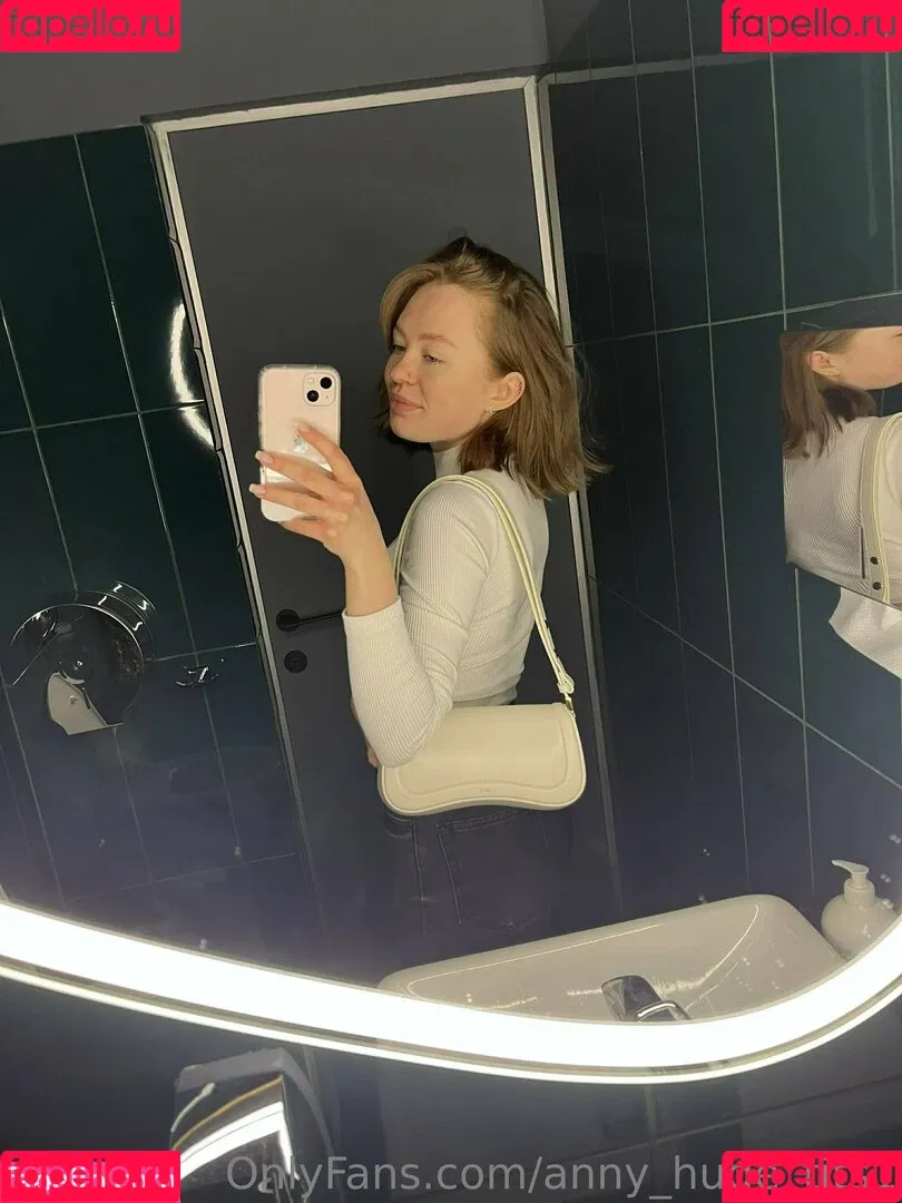 anny_huge_tits1 Onlyfans Photo Gallery 