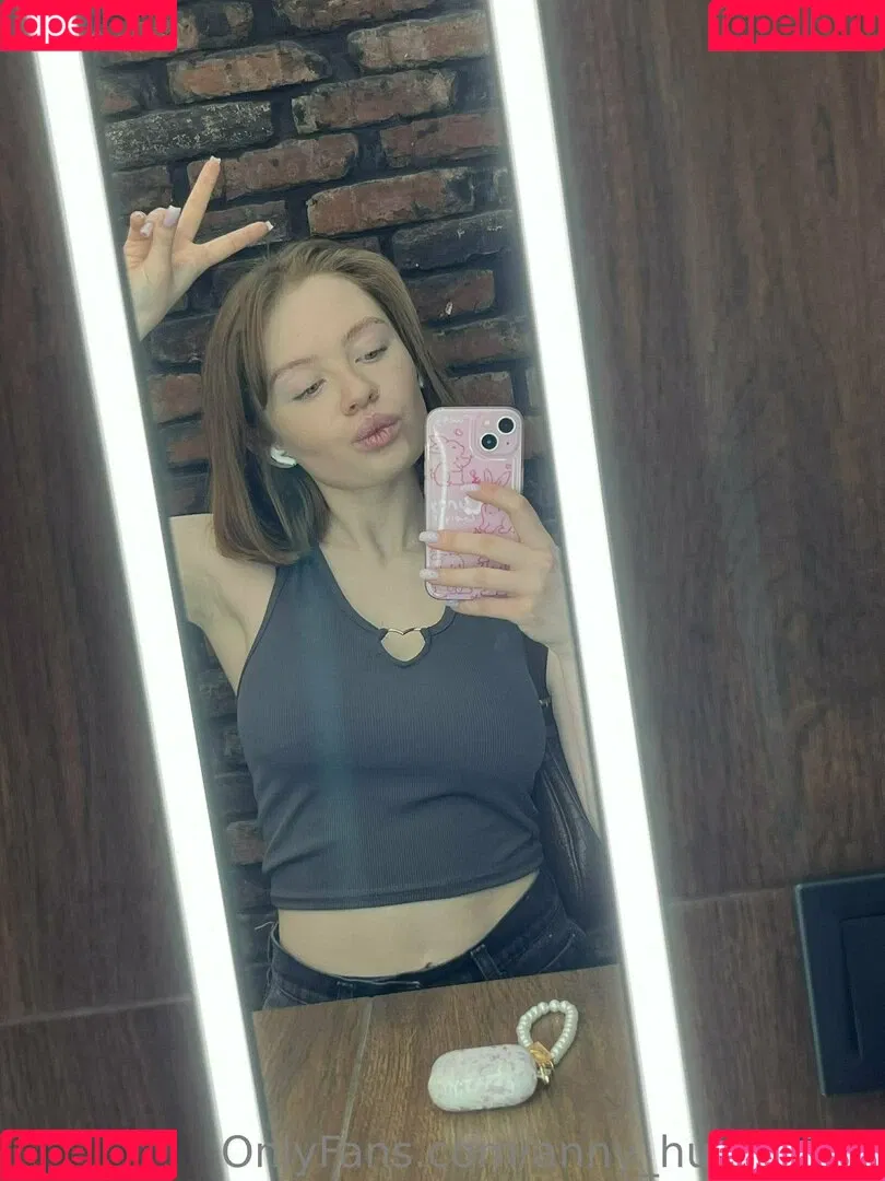 anny_huge_tits1 Onlyfans Photo Gallery 