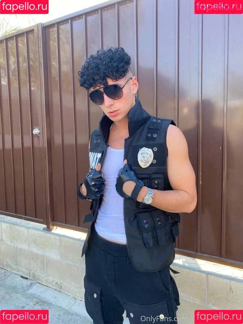 thezachclayton Onlyfans Photo Gallery 