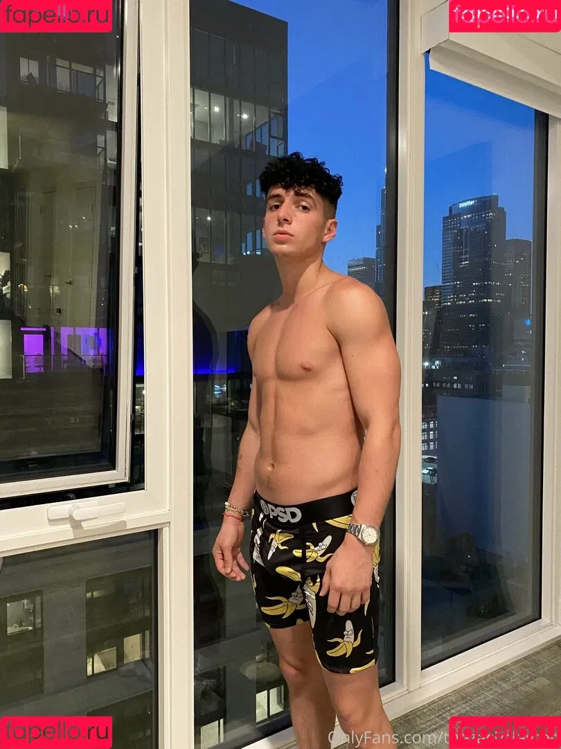 thezachclayton Onlyfans Photo Gallery 