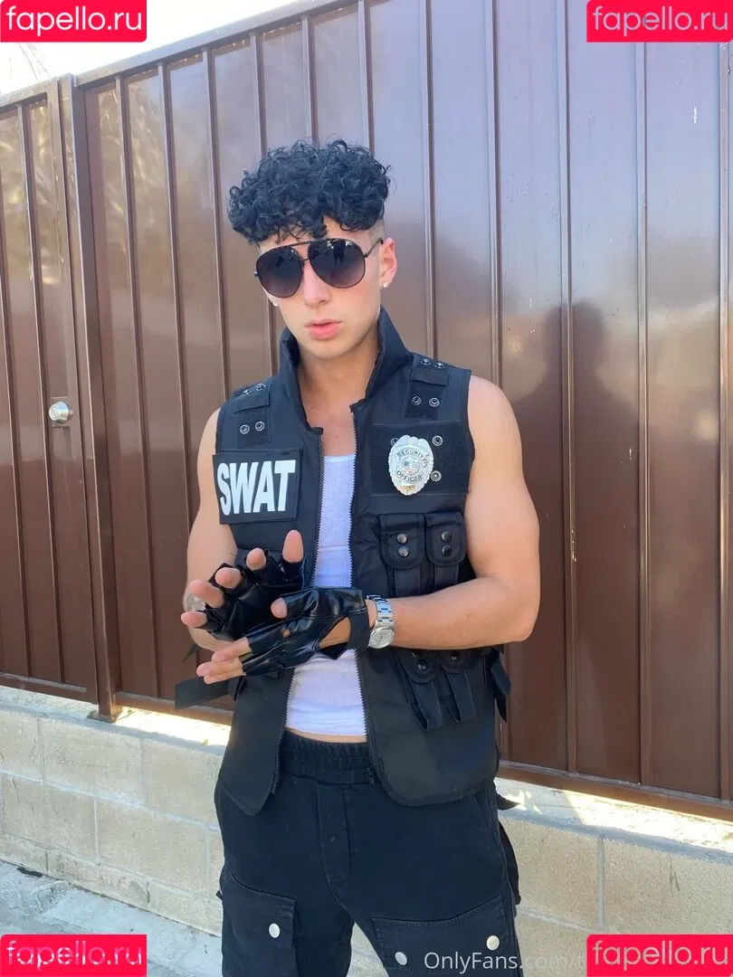 thezachclayton Onlyfans Photo Gallery 
