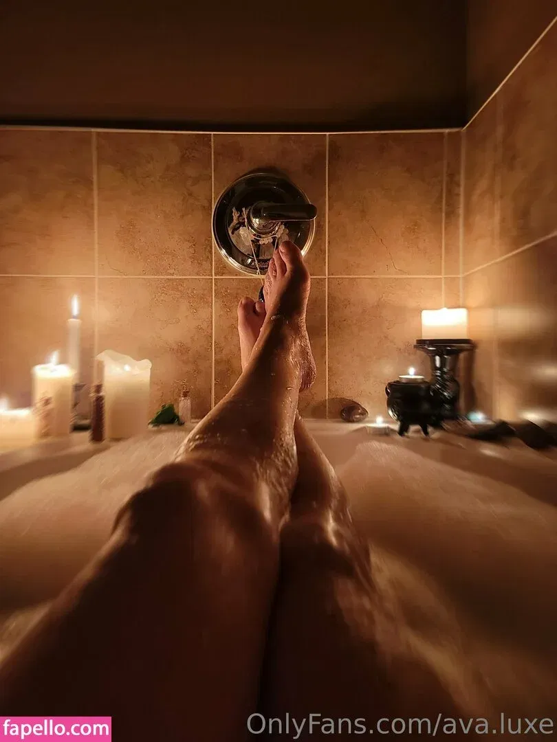 ava.luxe Onlyfans Photo Gallery 