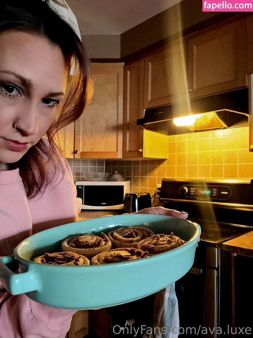 ava.luxe Onlyfans Photo Gallery 