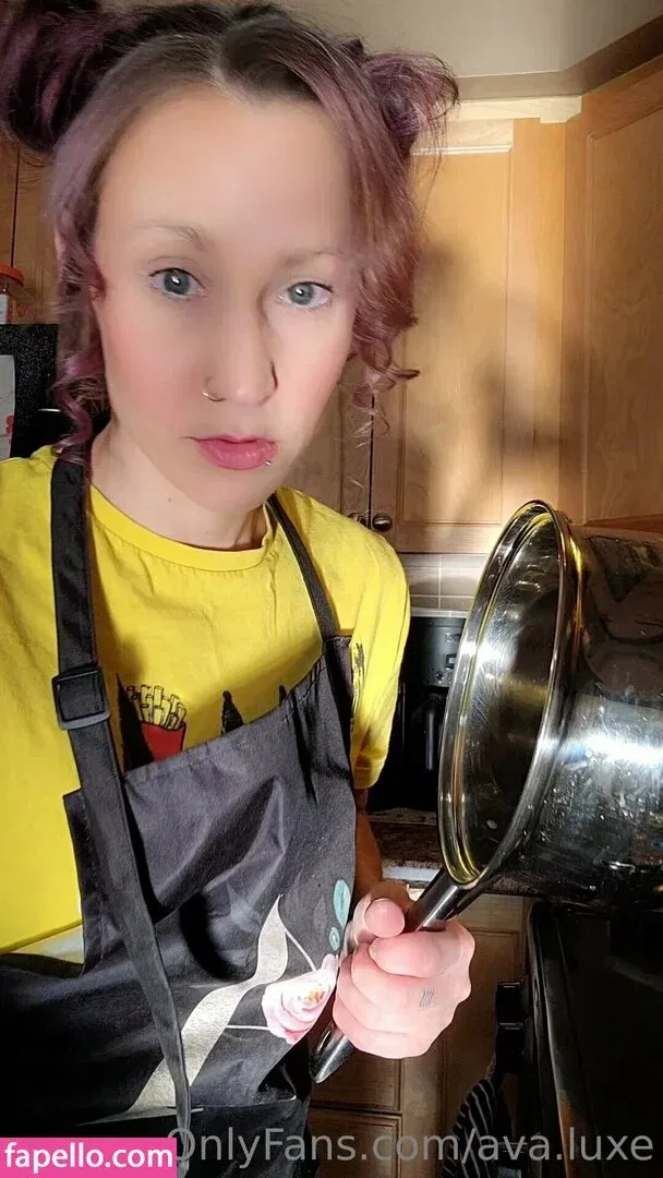 ava.luxe Onlyfans Photo Gallery 