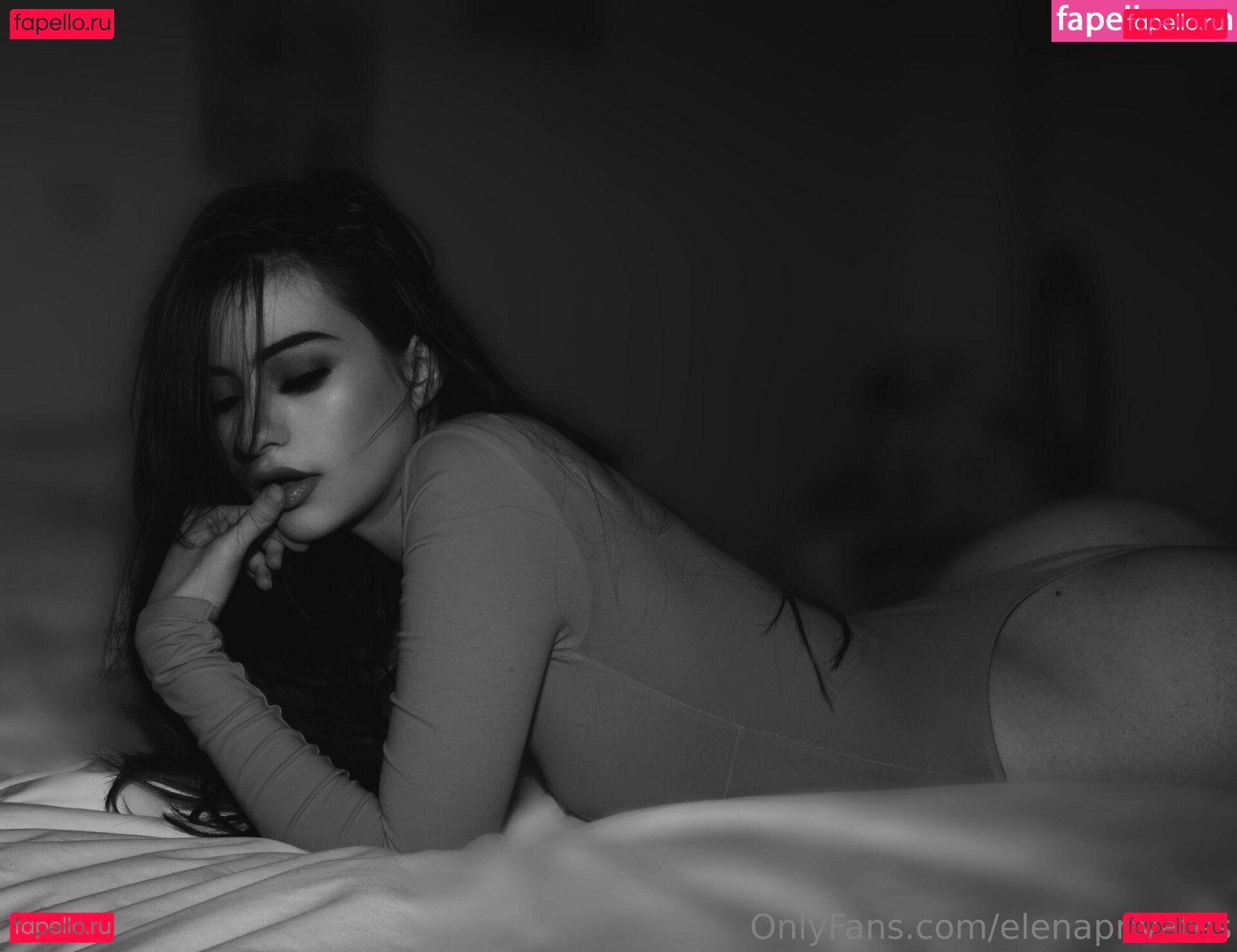 _profilo_di_riserva_2bbbb / elenaprivates Onlyfans Photo Gallery 