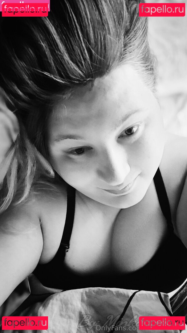 minkanniina Onlyfans Photo Gallery 