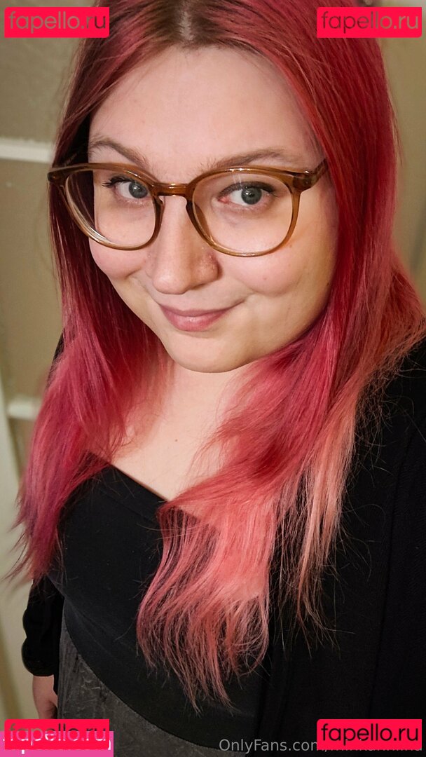 minkanniina Onlyfans Photo Gallery 