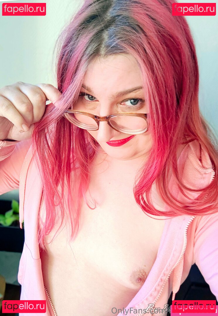 minkanniina Onlyfans Photo Gallery 