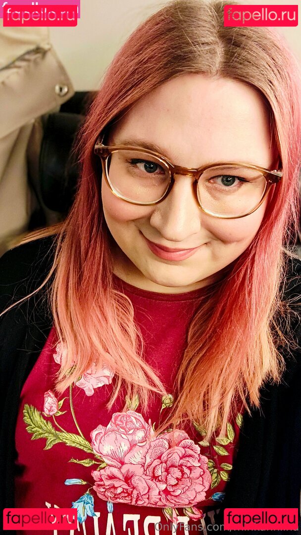 minkanniina Onlyfans Photo Gallery 