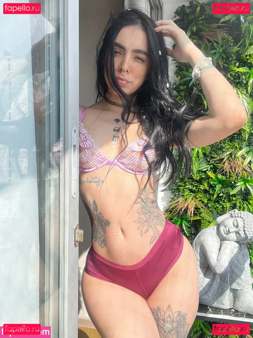 mikaelamvpoficial Onlyfans Photo Gallery 