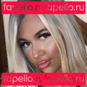 blondeleo_ / blondeleonie / leoniesterlx Onlyfans Photo Gallery 