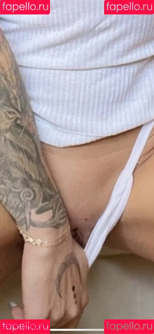 Lainey Griffin Onlyfans Photo Gallery 