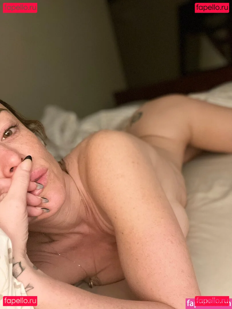 Lainey Griffin Onlyfans Photo Gallery 