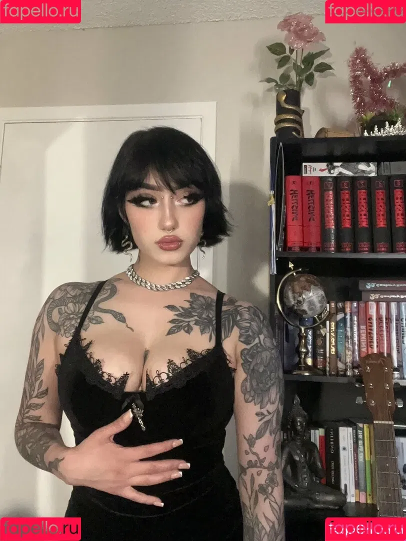 Redroomromance Onlyfans Photo Gallery 