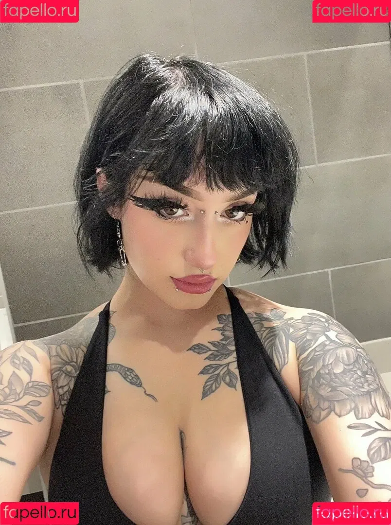 Redroomromance Onlyfans Photo Gallery 