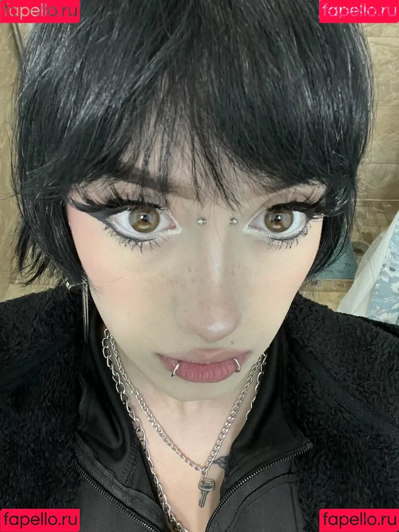 Redroomromance Onlyfans Photo Gallery 