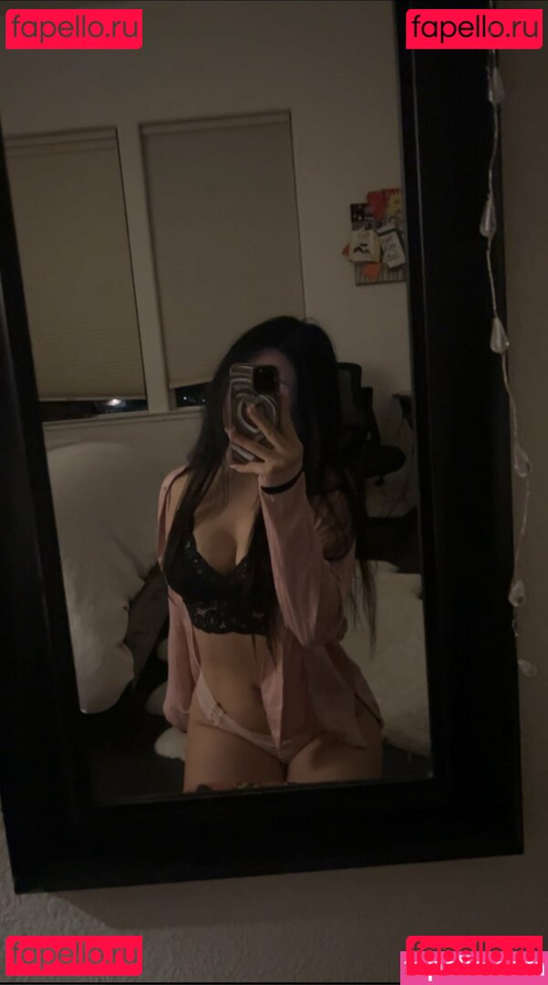 hystqrical / koemi / koemistudio / koemiyaa Onlyfans Photo Gallery 