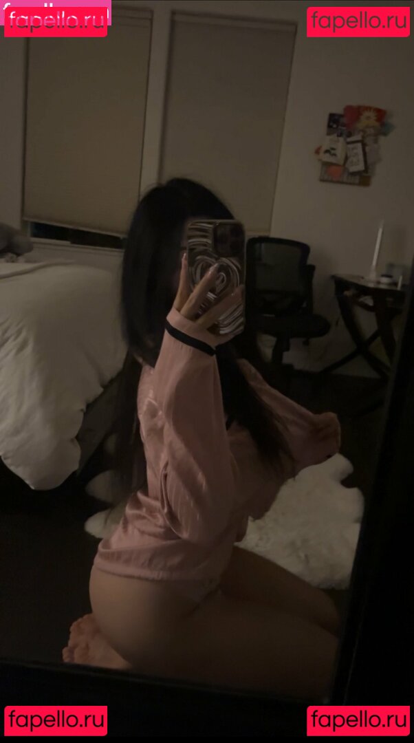 hystqrical / koemi / koemistudio / koemiyaa Onlyfans Photo Gallery 