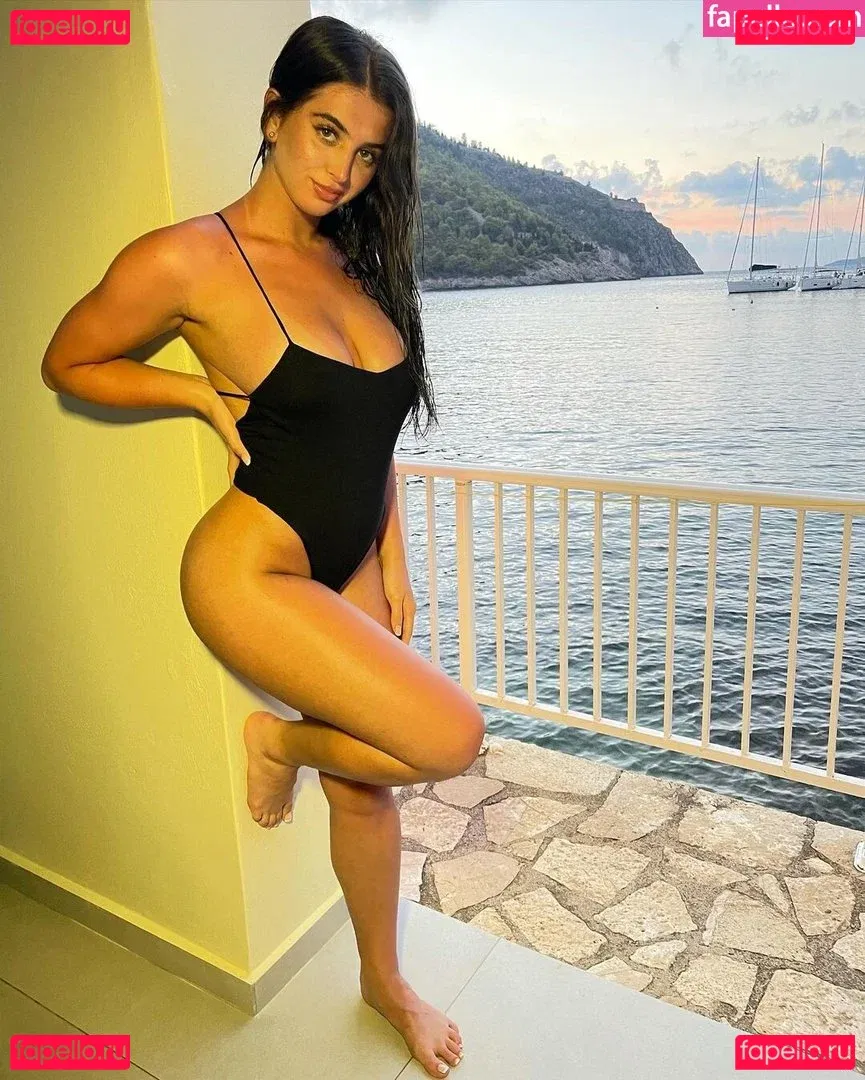 Liubov.Liubov Onlyfans Photo Gallery 